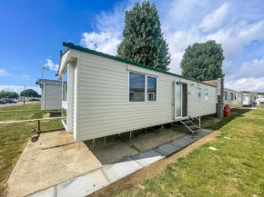 Homely 6 Berth Caravan Near To Clacton-On-Sea In Essex Ref 26286E